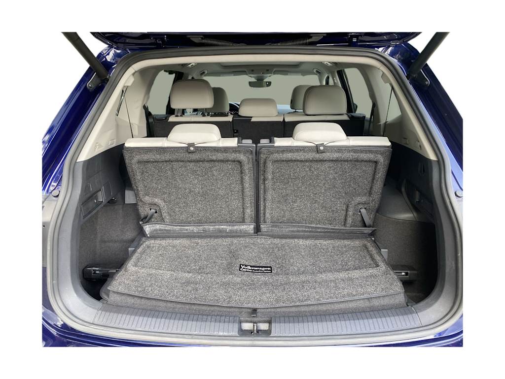 Thumbnail: 2021 Volkswagen Tiguan - 17