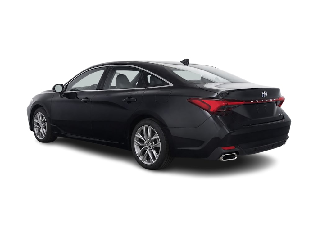 Thumbnail: 2022 Toyota Avalon - 3