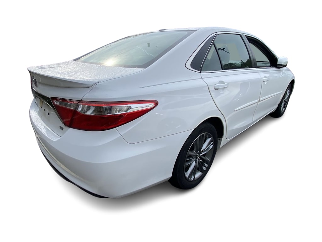 Thumbnail: 2017 Toyota Camry - 10
