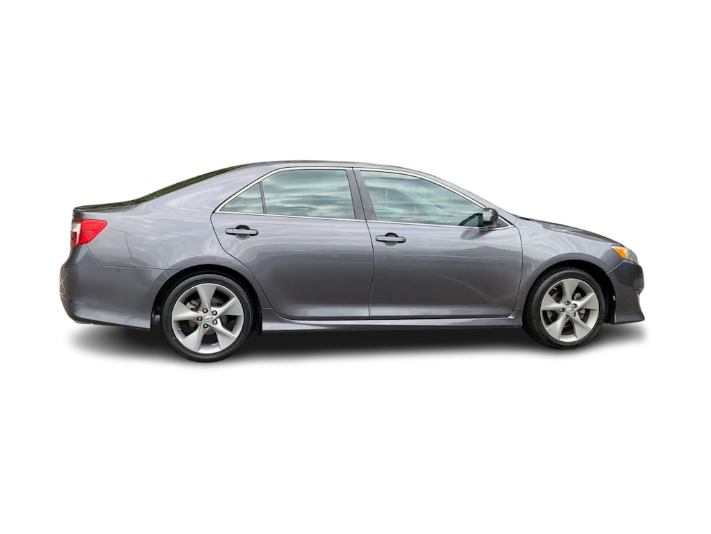 Thumbnail: 2014 Toyota Camry - 25