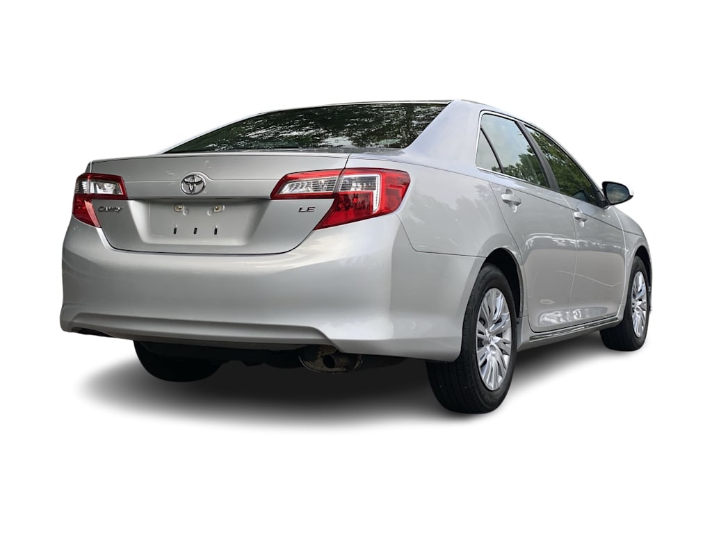 Thumbnail: 2012 Toyota Camry - 26