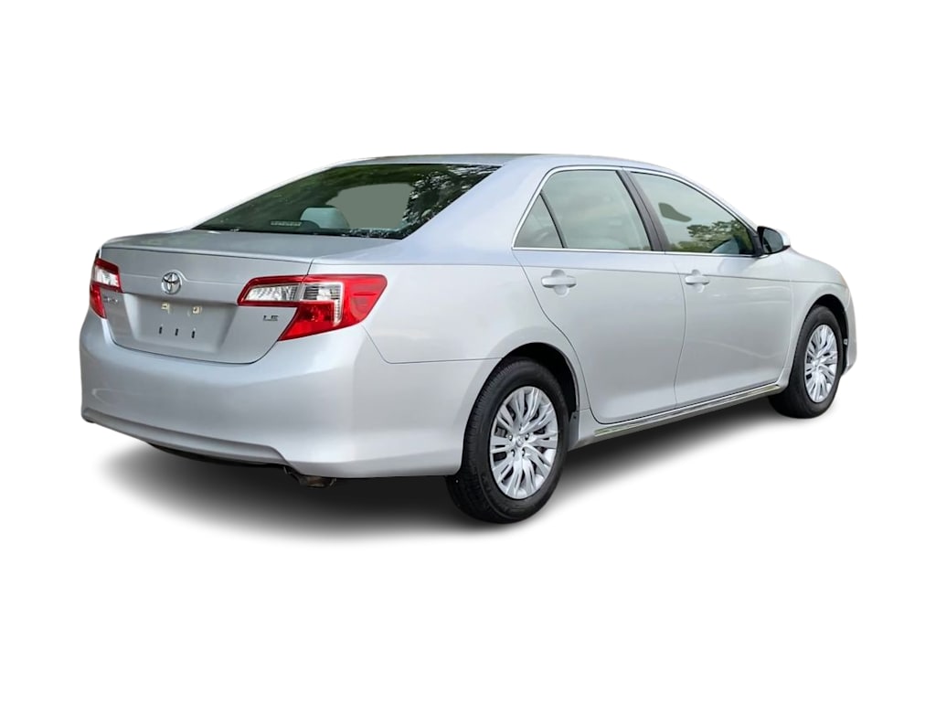 Thumbnail: 2012 Toyota Camry - 24