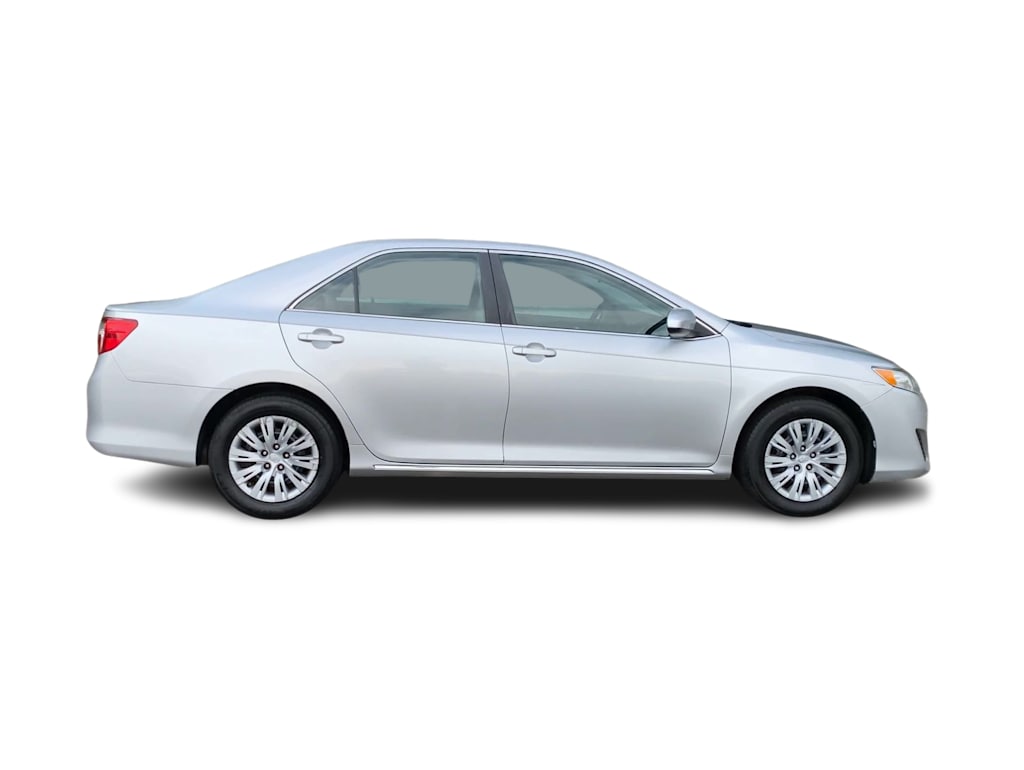 Thumbnail: 2012 Toyota Camry - 25