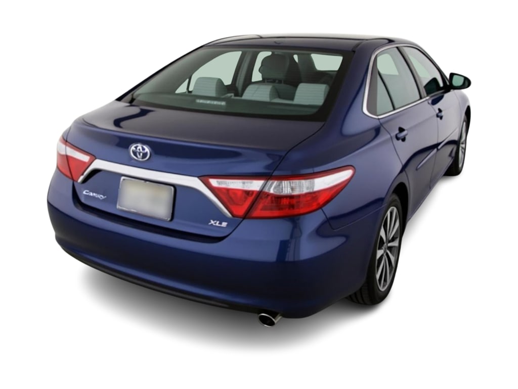 Thumbnail: 2017 Toyota Camry - 9