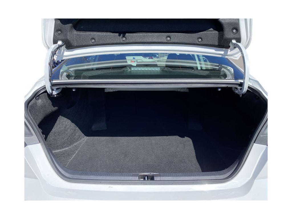 Thumbnail: 2025 Toyota Camry - 15