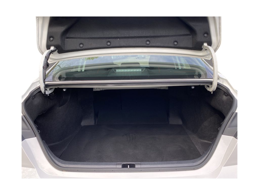 Thumbnail: 2025 Toyota Camry - 16