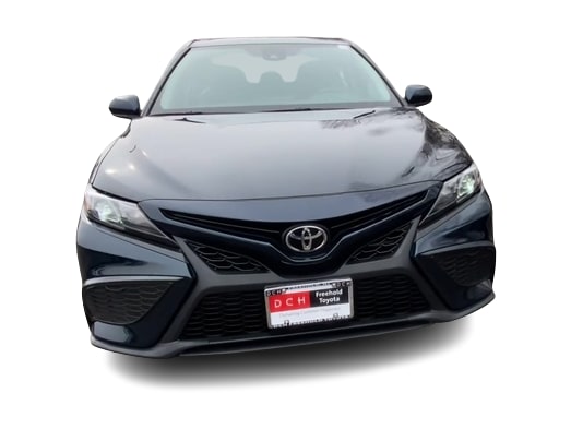 2021 Toyota Camry SE 4