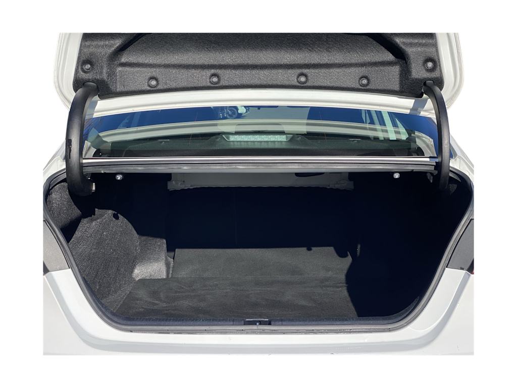 Thumbnail: 2023 Toyota Camry - 17