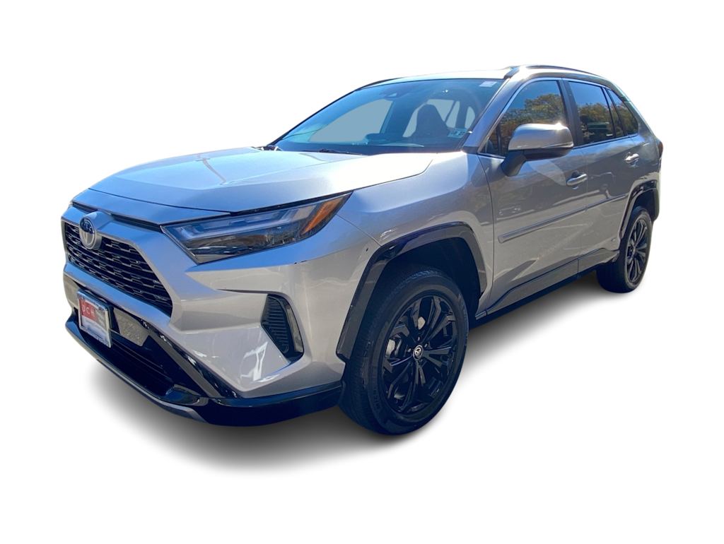 Thumbnail: 2022 Toyota RAV4 - 15