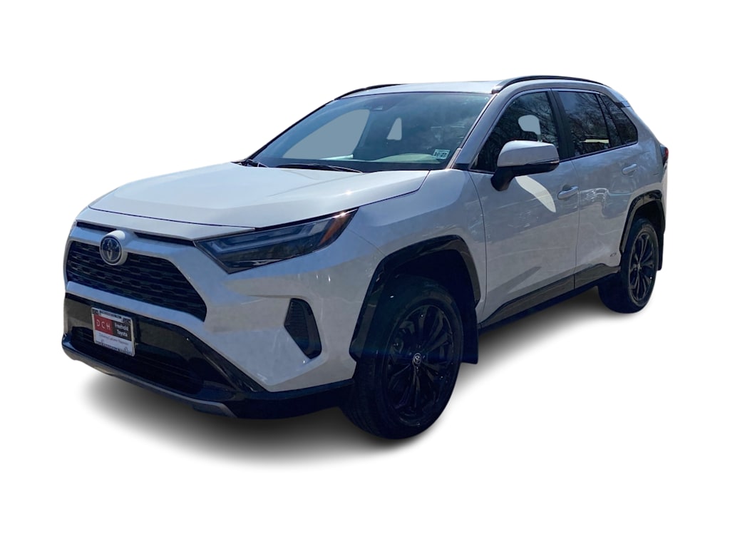 Thumbnail: 2022 Toyota RAV4 - 17
