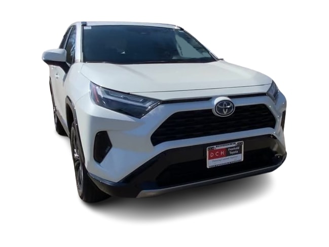 Thumbnail: 2022 Toyota RAV4 - 20