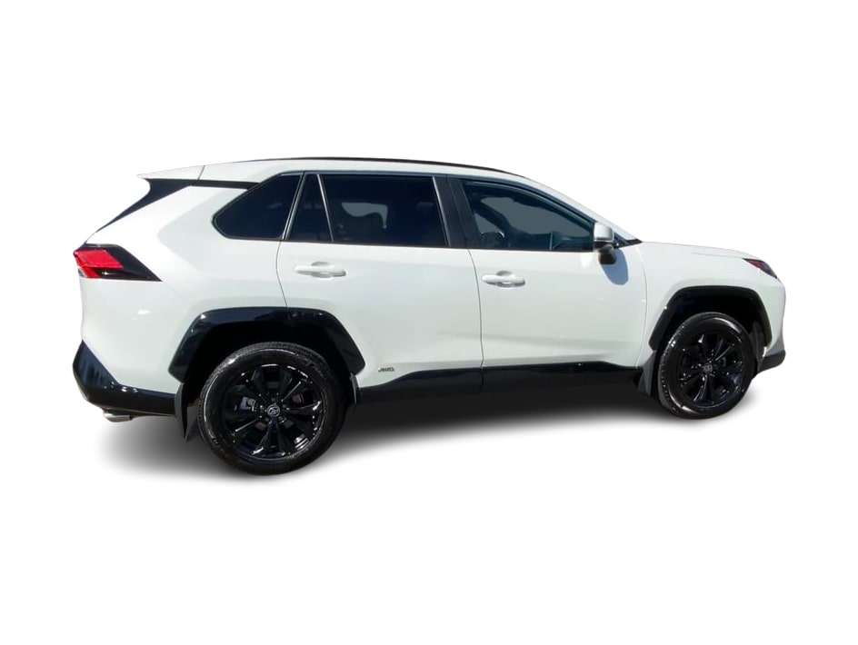 Thumbnail: 2022 Toyota RAV4 - 18