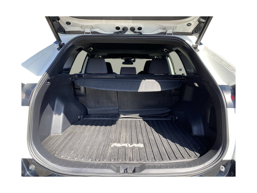 Thumbnail: 2022 Toyota RAV4 - 14