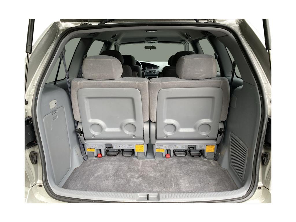 Thumbnail: 2003 Toyota Sienna - 16