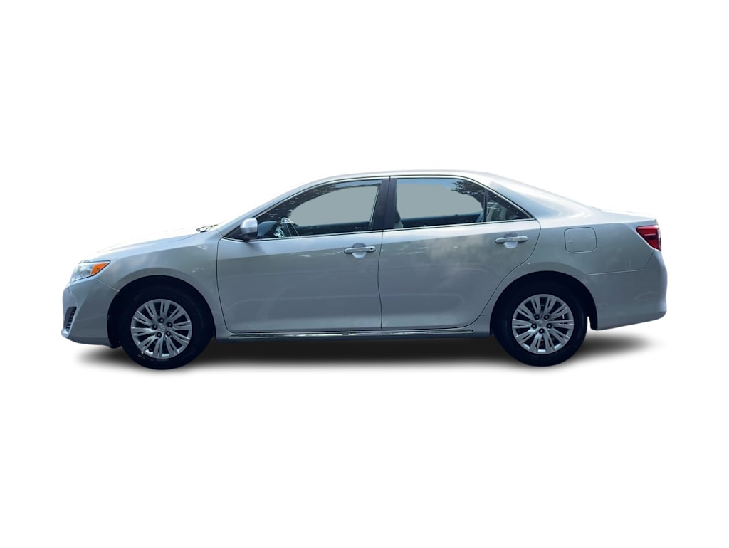 Thumbnail: 2014 Toyota Camry - 3