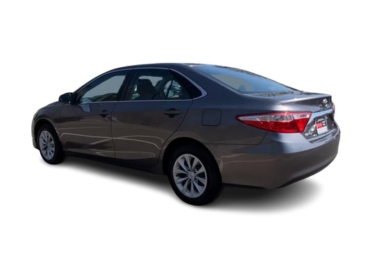 2015 Toyota Camry LE 4