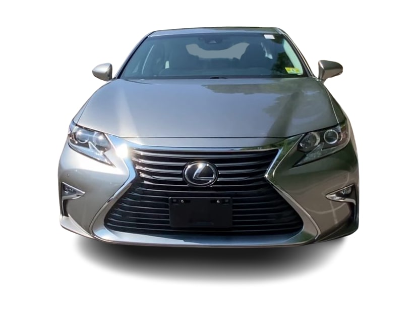 Thumbnail: 2017 Lexus ES - 21