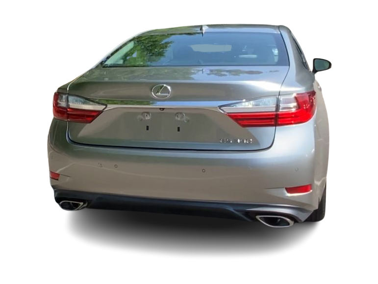 Thumbnail: 2017 Lexus ES - 5