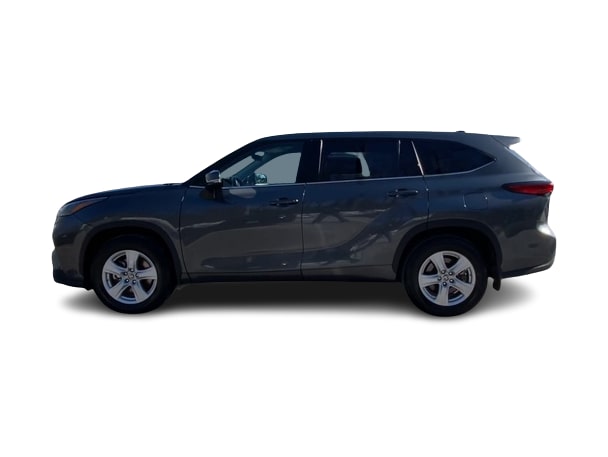 2022 Toyota Highlander LE 19