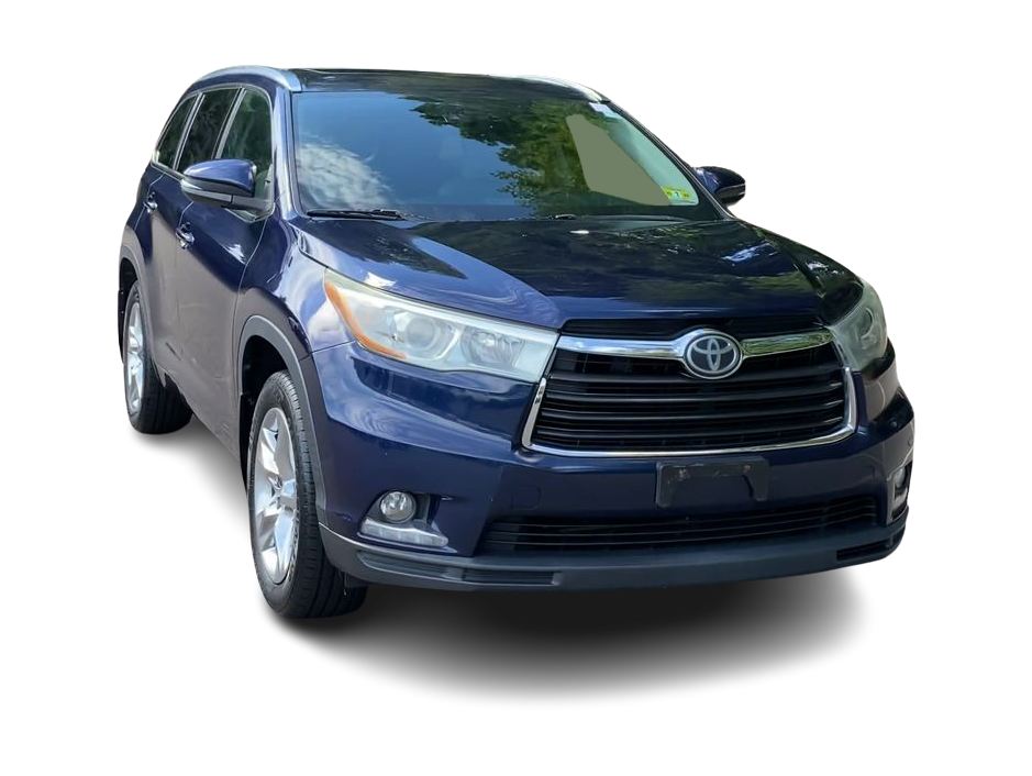 Thumbnail: 2015 Toyota Highlander - 22