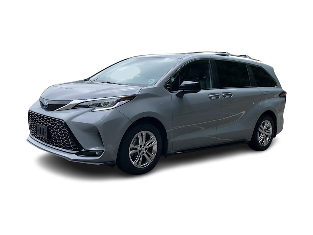 Thumbnail: 2023 Toyota Sienna - 23