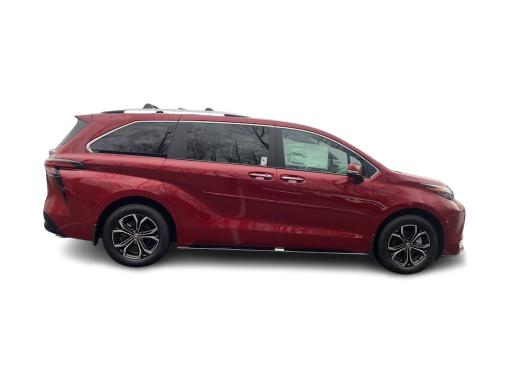 Thumbnail: 2025 Toyota Sienna - 18