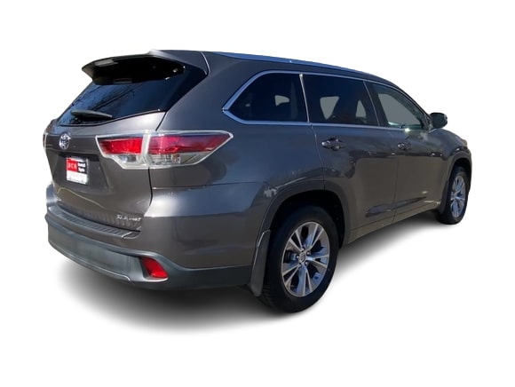 2015 Toyota Highlander XLE 19