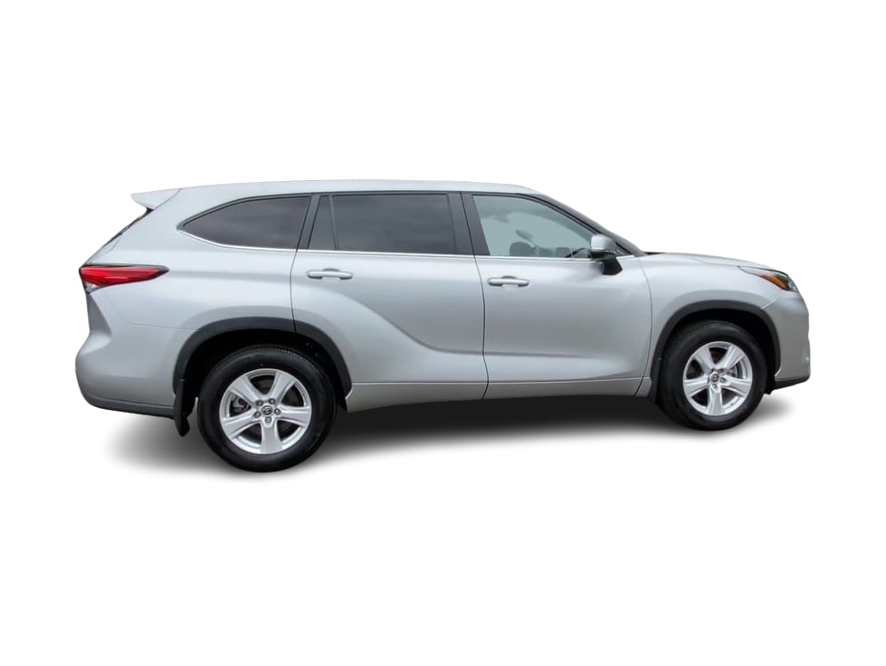 Thumbnail: 2023 Toyota Highlander - 28