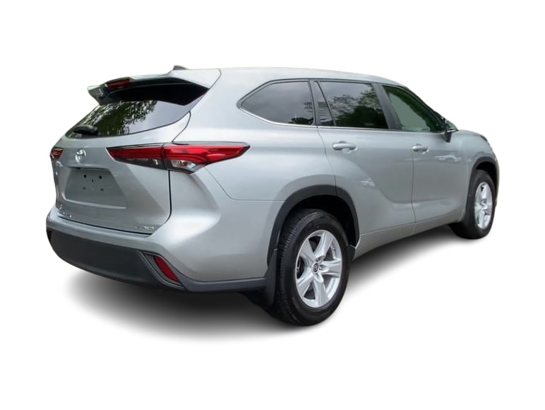 Thumbnail: 2023 Toyota Highlander - 27