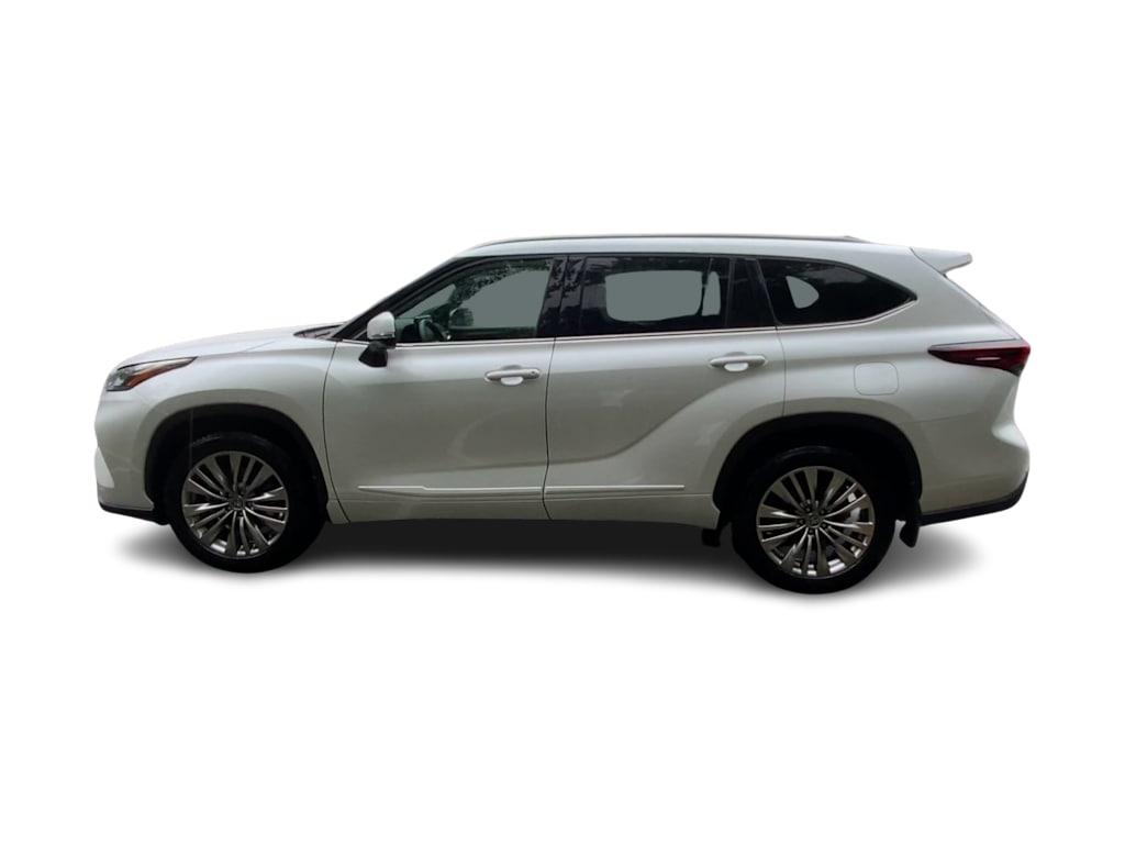 Thumbnail: 2026 Toyota Highlander - 3
