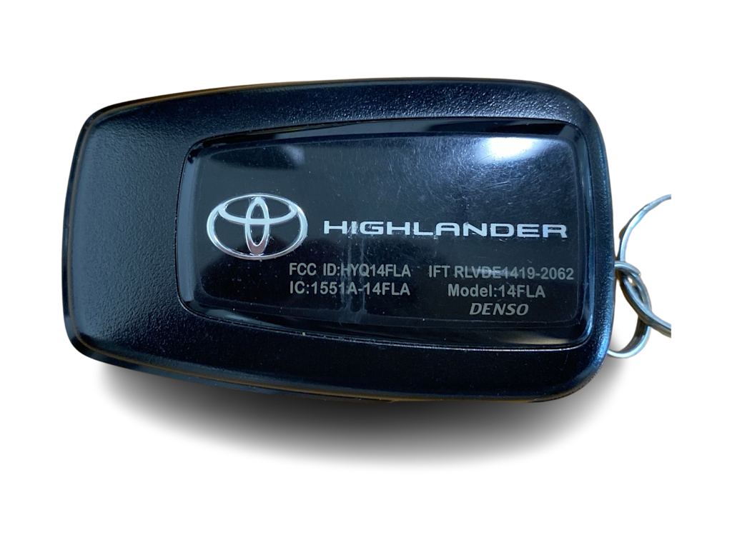 Thumbnail: 2023 Toyota Highlander - 38