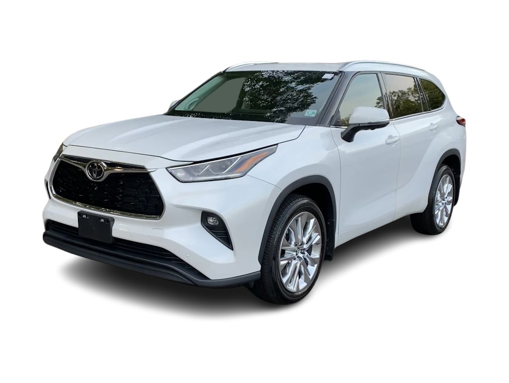 Thumbnail: 2023 Toyota Highlander - 24