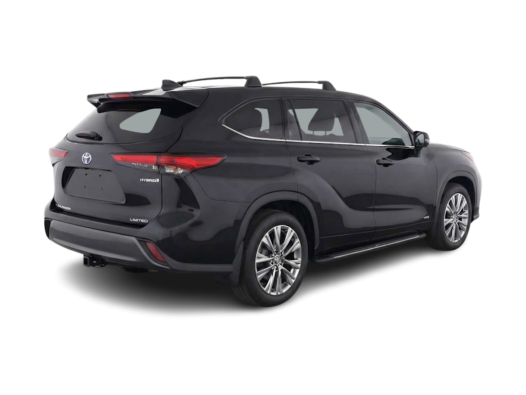 Thumbnail: 2023 Toyota Highlander - 10