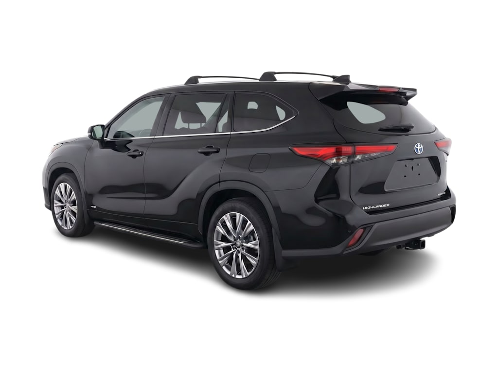 Thumbnail: 2023 Toyota Highlander - 3