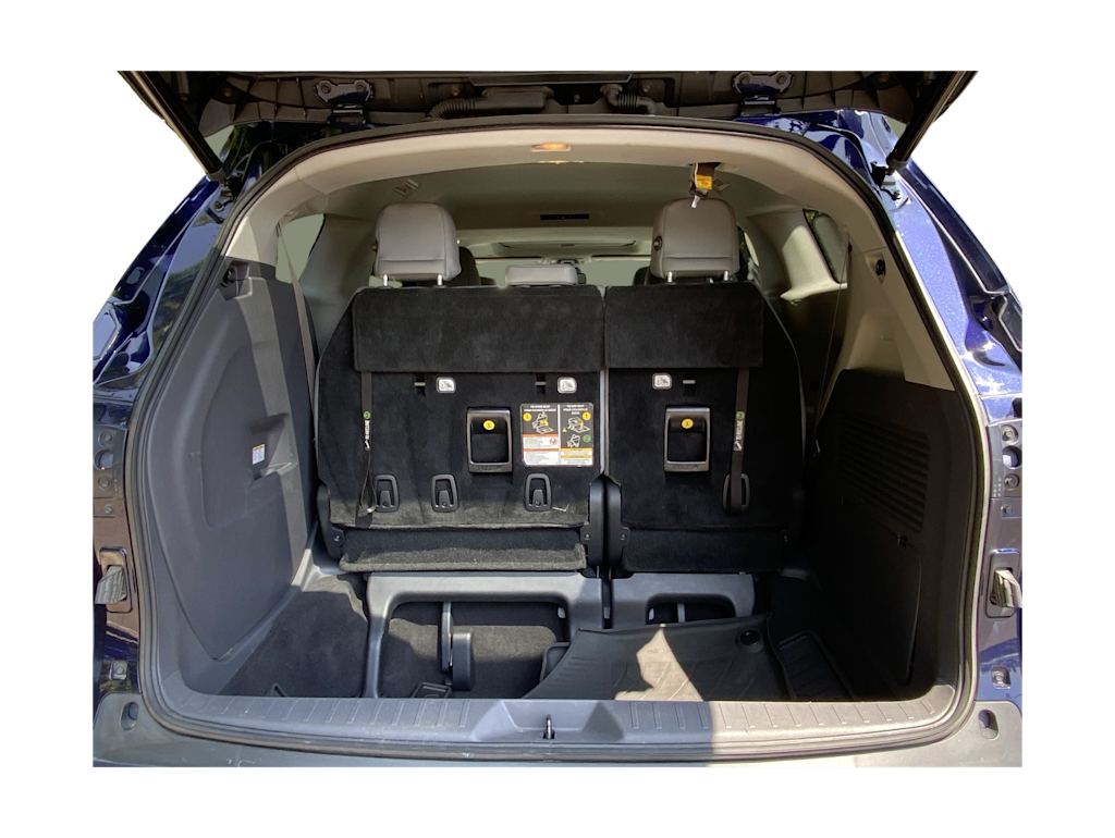 Thumbnail: 2021 Toyota Sienna - 16
