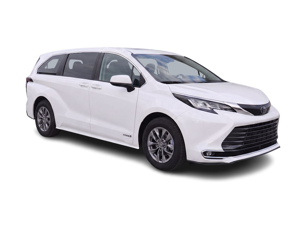 Thumbnail: 2021 Toyota Sienna - 9