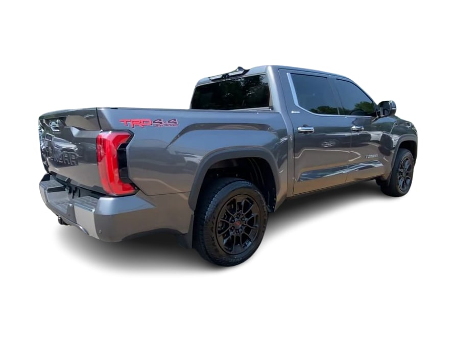 Thumbnail: 2022 Toyota Tundra - 17