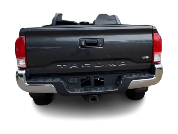 Thumbnail: 2016 Toyota Tacoma - 5