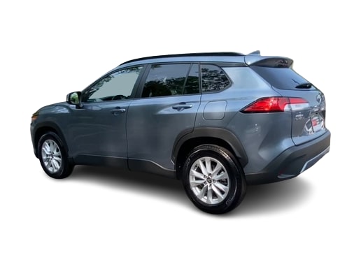 2024 Toyota Corolla Cross LE 18