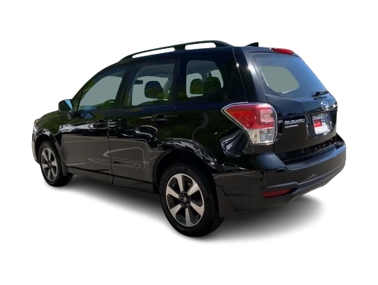 2018 Subaru Forester 2.5i 18