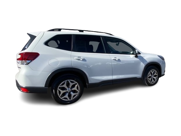 2022 Subaru Forester Premium 17