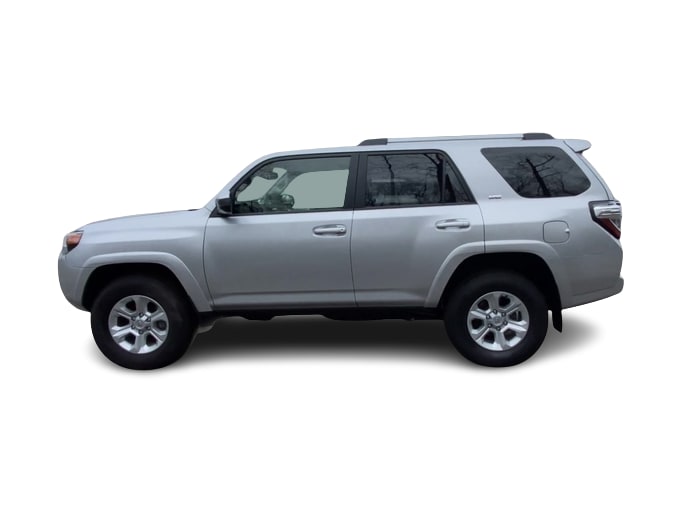 2024 Toyota 4Runner SR5 3