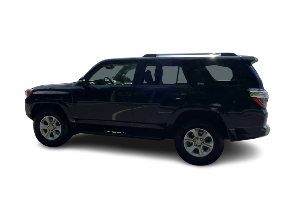 Thumbnail: 2021 Toyota 4Runner - 21
