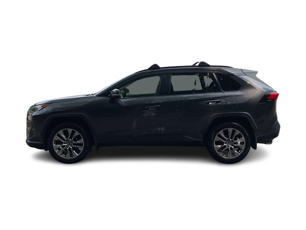 Thumbnail: 2019 Toyota RAV4 - 3