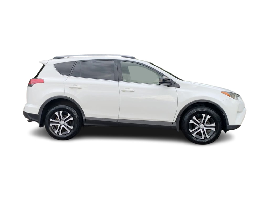 Thumbnail: 2017 Toyota RAV4 - 25