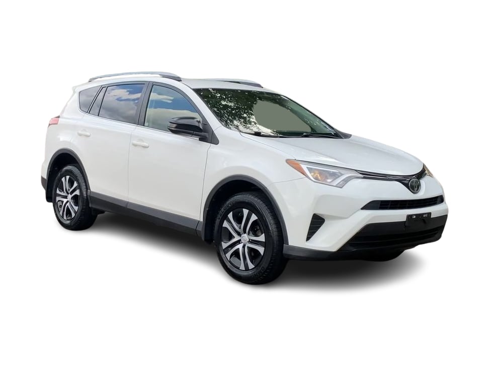 Thumbnail: 2017 Toyota RAV4 - 21