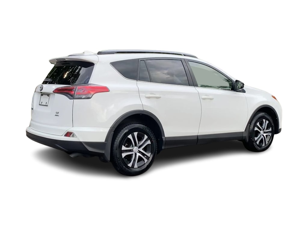 Thumbnail: 2017 Toyota RAV4 - 24