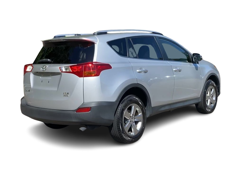 Thumbnail: 2015 Toyota RAV4 - 24