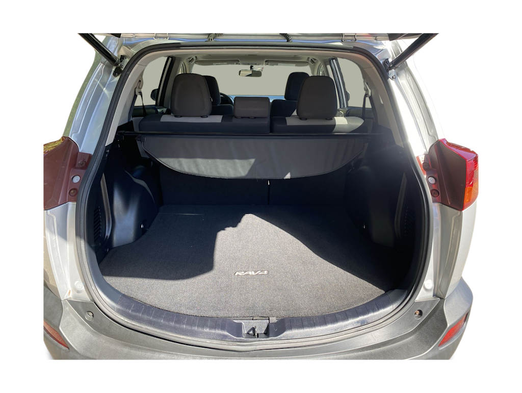 Thumbnail: 2015 Toyota RAV4 - 17