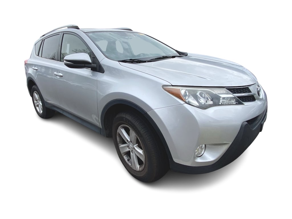 2014 Toyota RAV4 XLE 8